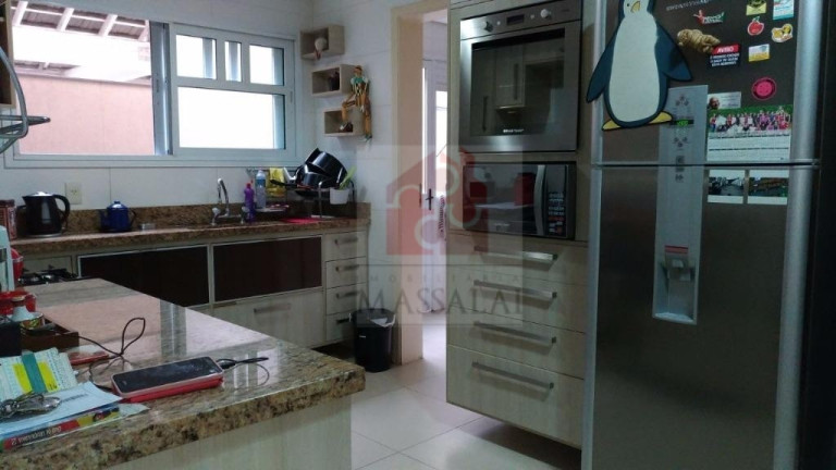 Imagem Casa com 4 Quartos à Venda, 375 m² em Jardim Carvalho - Porto Alegre Imagem Casa com 4 Quartos à Venda, 375 m² em Jardim Carvalho - Porto Alegre