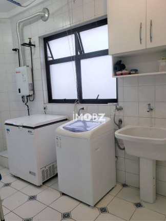 Imagem Imóvel com 3 Quartos à Venda, 232 m² em Vila Suzana - São Paulo