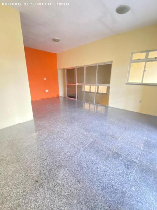 Imagem Casa com 3 Quartos à Venda, 380 m² em Araturi (jurema) - Caucaia