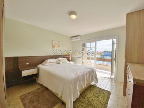 Imagem Imóvel com 3 Quartos à Venda, 100 m² em Centro - Xangri-lá Imagem Imóvel com 3 Quartos à Venda, 100 m² em Centro - Xangri-lá