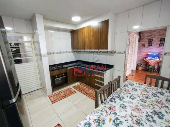 Imagem Sobrado com 4 Quartos à Venda, 120 m² em Cidade Industrial - Curitiba Imagem Sobrado com 4 Quartos à Venda, 120 m² em Cidade Industrial - Curitiba