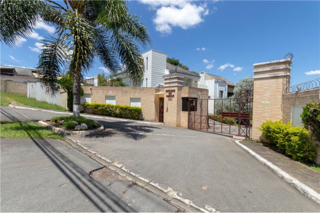 Imagem Casa com 3 Quartos à Venda, 218 m² em Pilarzinho - Curitiba
