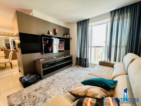 Imagem Apartamento com 3 Quartos à Venda, 137 m² em Centro - Balneário Camboriú Imagem Apartamento com 3 Quartos à Venda, 137 m² em Centro - Balneário Camboriú