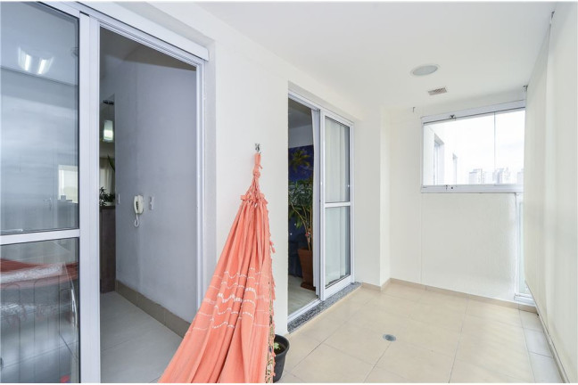 Imagem Imóvel com 2 Quartos à Venda, em Morumbi - São Paulo Imagem Imóvel com 2 Quartos à Venda, em Morumbi - São Paulo