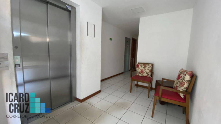 Imagem Apartamento com 3 Quartos à Venda, 65 m² em Itapuã - Salvador