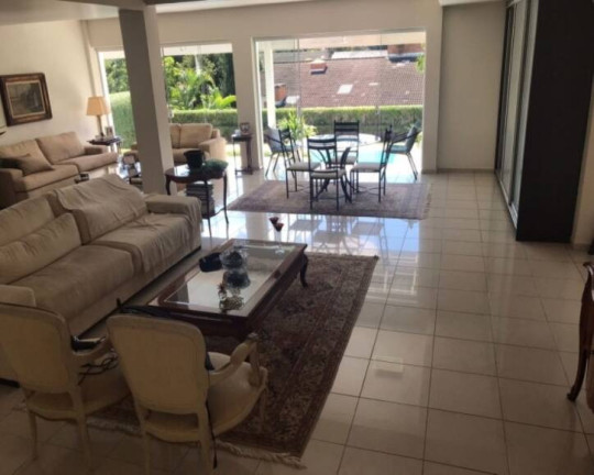 Casa com 4 Quartos à Venda, 320 m² em Alphaville - Santana De Parnaíba