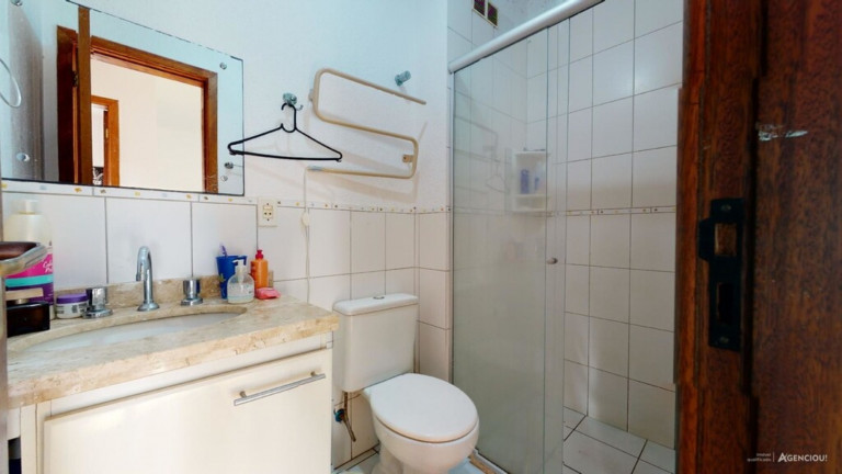 Imagem Imóvel com 3 Quartos à Venda,  em Cavalhada - Porto Alegre