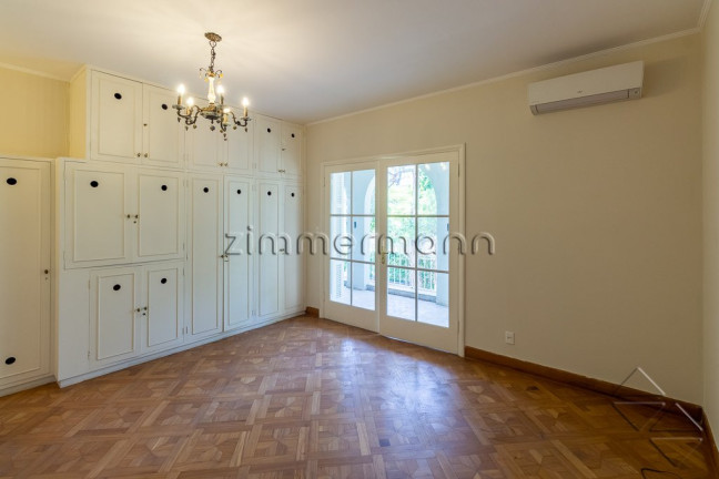 Imagem Casa com 4 Quartos à Venda, 500 m² em Jardim Paulista - São Paulo Imagem Casa com 4 Quartos à Venda, 500 m² em Jardim Paulista - São Paulo
