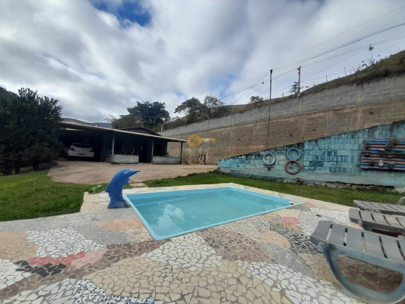 Imagem Casa com 3 Quartos à Venda, 675 m² em Campo Limpo - Teresópolis Imagem Casa com 3 Quartos à Venda, 675 m² em Campo Limpo - Teresópolis