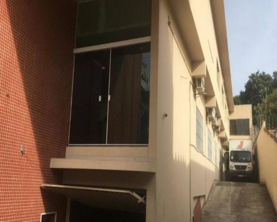 Imóvel Comercial para Alugar, 2.200 m² em Cambuci - São Paulo