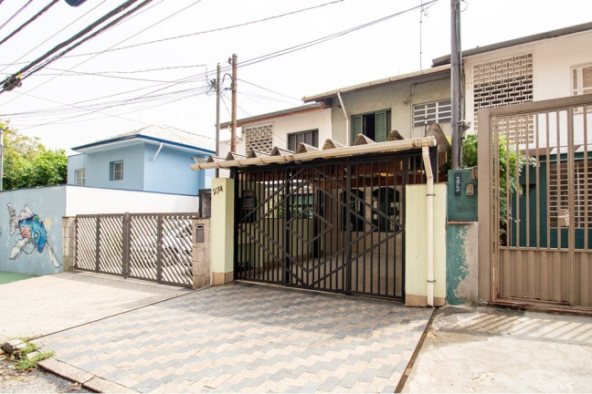 Casa com 4 Quartos à Venda, 236 m² em Alto Da Lapa - São Paulo