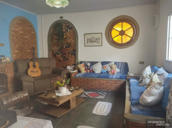 Imagem Casa com 2 Quartos à Venda, 238 m² em Sumaré - São Paulo Imagem Casa com 2 Quartos à Venda, 238 m² em Sumaré - São Paulo