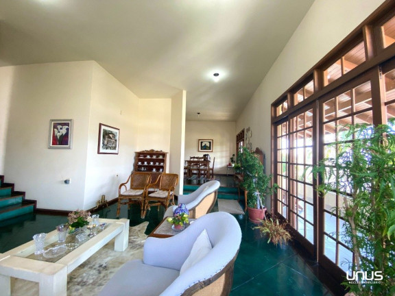 Imagem Casa com 5 Quartos à Venda, em Trindade - Florianópolis Imagem Casa com 5 Quartos à Venda, em Trindade - Florianópolis