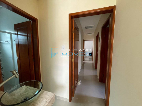 Imagem Casa com 4 Quartos à Venda, 160 m² em Flórida - Praia Grande Imagem Casa com 4 Quartos à Venda, 160 m² em Flórida - Praia Grande