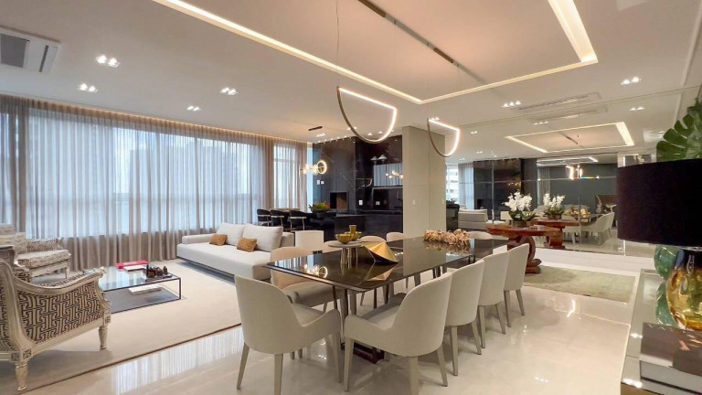 Imagem Apartamento com 4 Quartos à Venda, 245 m² em Centro - Maringá Imagem Apartamento com 4 Quartos à Venda, 245 m² em Centro - Maringá