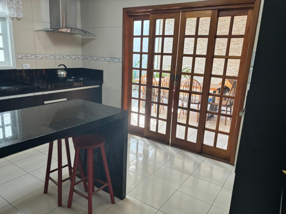 Imagem Casa com 3 Quartos à Venda, 170 m² em Santa Paula - Jacareí Imagem Casa com 3 Quartos à Venda, 170 m² em Santa Paula - Jacareí