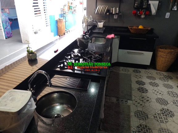 Imagem Chácara com 4 Quartos à Venda, 1.000 m² em Centro - Caçapava