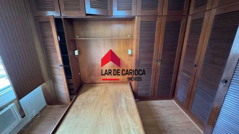 Imagem Apartamento com 2 Quartos à Venda, 71 m² em Copacabana - Rio De Janeiro