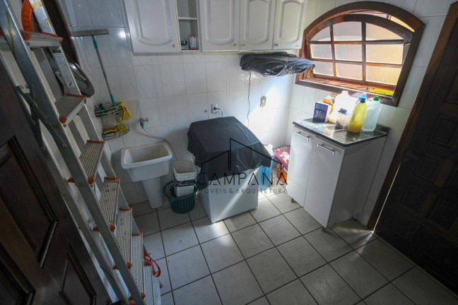 Imagem Casa com 3 Quartos à Venda, 300 m² em Indaiá - Caraguatatuba Imagem Casa com 3 Quartos à Venda, 300 m² em Indaiá - Caraguatatuba
