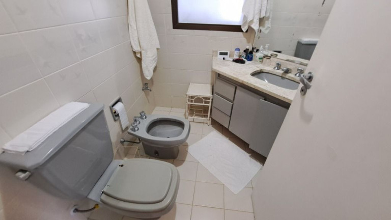 Imagem Imóvel com 3 Quartos à Venda, 160 m² em Pitangueiras - Guarujá Imagem Imóvel com 3 Quartos à Venda, 160 m² em Pitangueiras - Guarujá