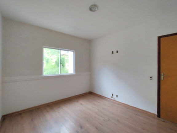 Imagem Casa com 4 Quartos à Venda, 216 m² em Albuquerque - Teresópolis Imagem Casa com 4 Quartos à Venda, 216 m² em Albuquerque - Teresópolis