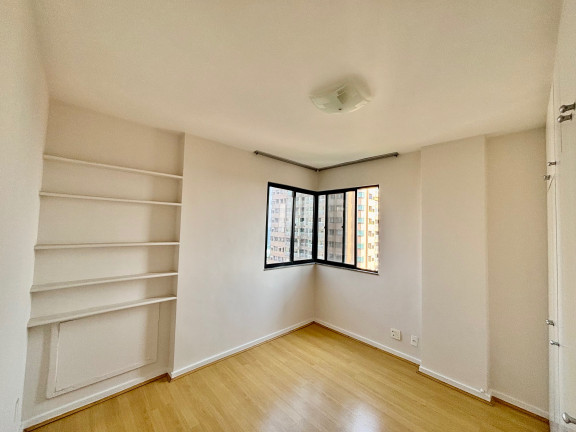 Imagem Imóvel com 3 Quartos à Venda, 115 m² em Barra Da Tijuca - Rio De Janeiro Imagem Imóvel com 3 Quartos à Venda, 115 m² em Barra Da Tijuca - Rio De Janeiro