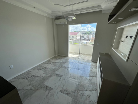 Imagem Apartamento com 2 Quartos à Venda, 64 m² em Centro - Camboriú