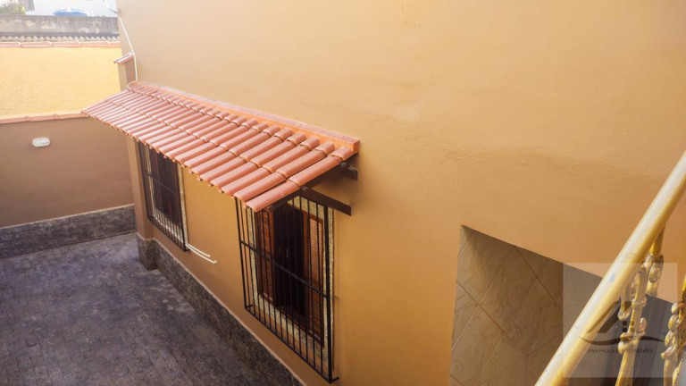 Imagem Casa com 3 Quartos à Venda, 180 m²