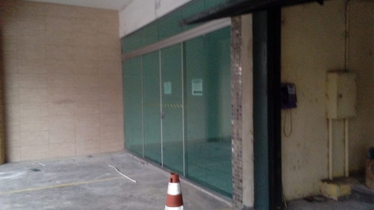 Sala Comercial para Alugar, 26 m² em Centro - Pindamonhangaba
