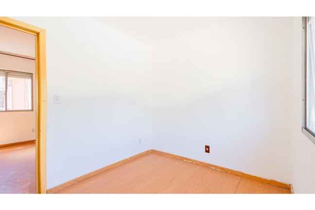 Imagem Imóvel com 2 Quartos à Venda, 46 m² em Rubem Berta - Porto Alegre