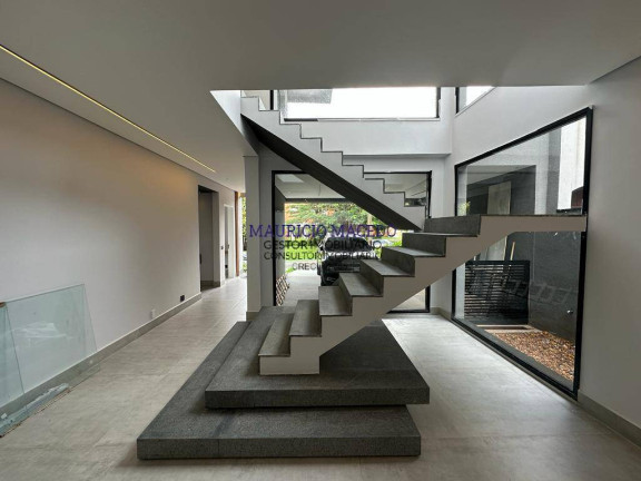 Imagem Casa com 4 Quartos à Venda, 330 m² em Alphaville - Santana De Parnaíba Imagem Casa com 4 Quartos à Venda, 330 m² em Alphaville - Santana De Parnaíba