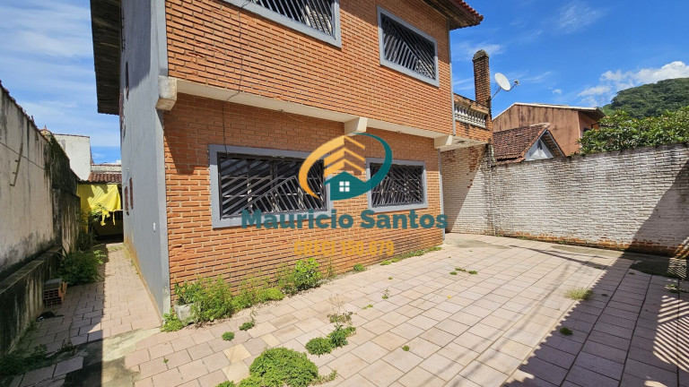 Imagem Sobrado com 4 Quartos à Venda, 166 m² em Centro - Mongaguá