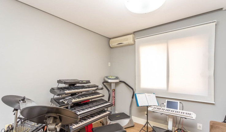 Imagem Cobertura com 3 Quartos à Venda, 252 m² em Jardim Itu - Porto Alegre