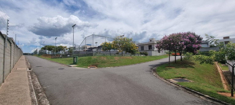 Terreno em Condomínio à Venda, 300 m² em Jardim Primavera - Itupeva