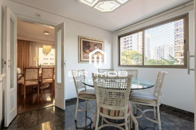 Imagem Imóvel com 3 Quartos à Venda, 193 m² em Moema - São Paulo