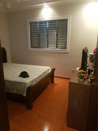 Imagem Casa com 3 Quartos à Venda, 170 m² em Cidade Jardim - Jacareí Imagem Casa com 3 Quartos à Venda, 170 m² em Cidade Jardim - Jacareí