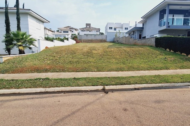 Terreno à Venda, 560 m² em Medeiros - Jundiaí