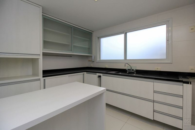 Imagem Imóvel com 3 Quartos à Venda, 165 m² em Bela Vista - Porto Alegre Imagem Imóvel com 3 Quartos à Venda, 165 m² em Bela Vista - Porto Alegre