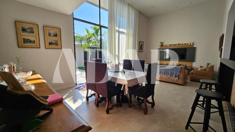 Imagem Casa com 3 Quartos à Venda, 380 m² em Vargem Pequena - Rio De Janeiro Imagem Casa com 3 Quartos à Venda, 380 m² em Vargem Pequena - Rio De Janeiro