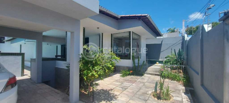 Imagem Casa com 5 Quartos à Venda, 450 m² em Capim Macio - Natal Imagem Casa com 5 Quartos à Venda, 450 m² em Capim Macio - Natal