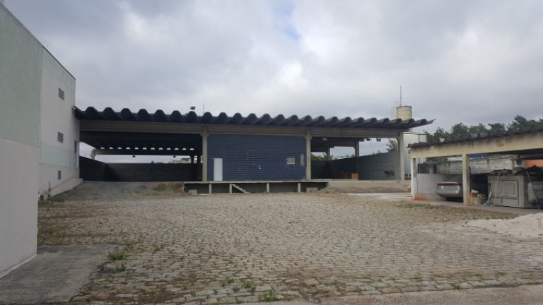 Galpão para Alugar, 700 m² em Vila Caldas - Carapicuíba