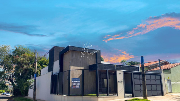 Casa com 3 Quartos à Venda, 171 m² em Vila Vilas Boas - Campo Grande