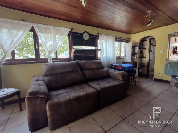 Imagem Casa com 2 Quartos à Venda, 220 m² em Colônia Alpina - Teresópolis Imagem Casa com 2 Quartos à Venda, 220 m² em Colônia Alpina - Teresópolis