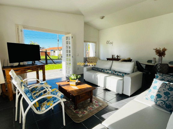 Casa com 6 Quartos à Venda, 318 m² em Centro - Xangri-lá