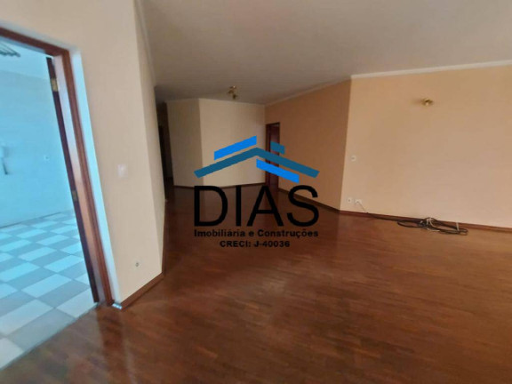 Apartamento com 3 Quartos à Venda, 337 m² em Centro - Araraquara