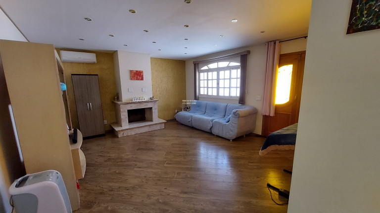 Imagem Imóvel com 3 Quartos à Venda,  em Eloy Chaves - Jundiaí