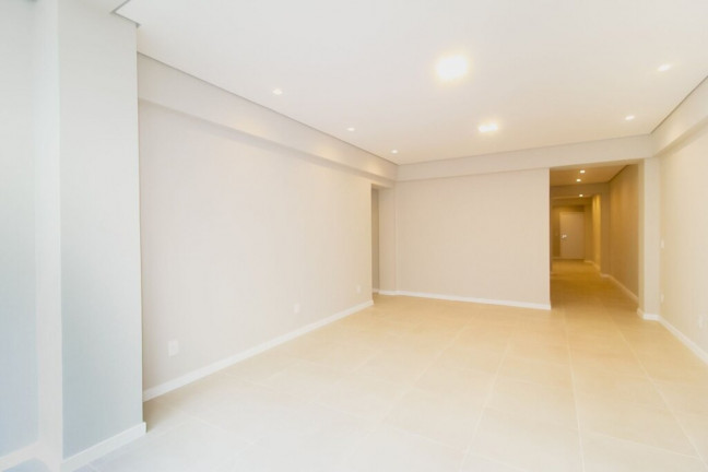 Imagem Imóvel com 3 Quartos à Venda, 128 m² em Copacabana - Rio De Janeiro Imagem Imóvel com 3 Quartos à Venda, 128 m² em Copacabana - Rio De Janeiro