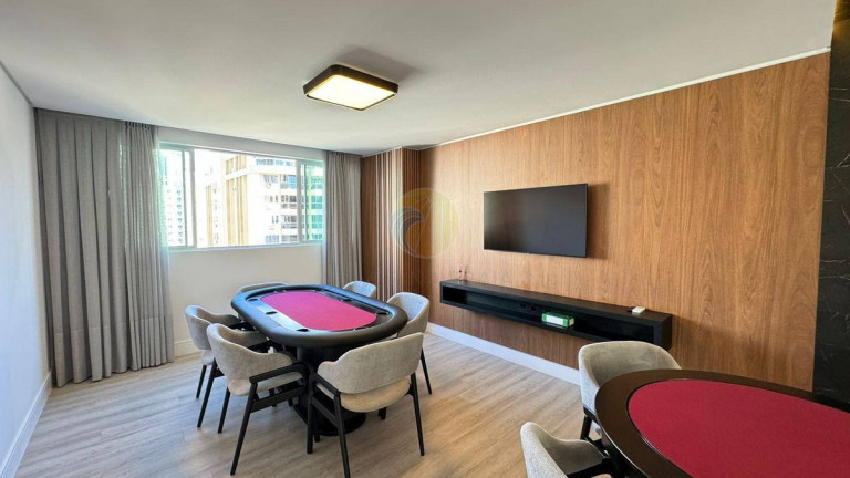Imagem Apartamento com 4 Quartos à Venda, 142 m² em Centro - Balneário Camboriú Imagem Apartamento com 4 Quartos à Venda, 142 m² em Centro - Balneário Camboriú