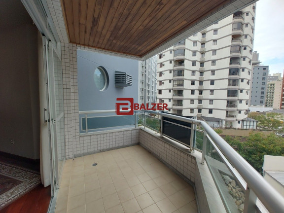 Imagem Apartamento com 4 Quartos à Venda, 257 m² em Centro - Florianópolis Imagem Apartamento com 4 Quartos à Venda, 257 m² em Centro - Florianópolis
