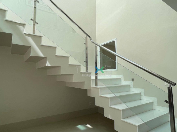 Imagem Sobrado com 3 Quartos à Venda, 415 m² em Chácara Cachoeira - Campo Grande
